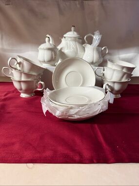 CHENP. HMC Tea Set 22-Piece Porcelain Ceramic